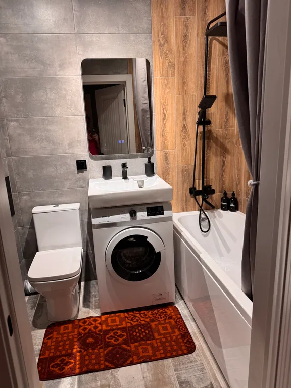 Современная квартира в элитном ЖК с охраной и парковкой