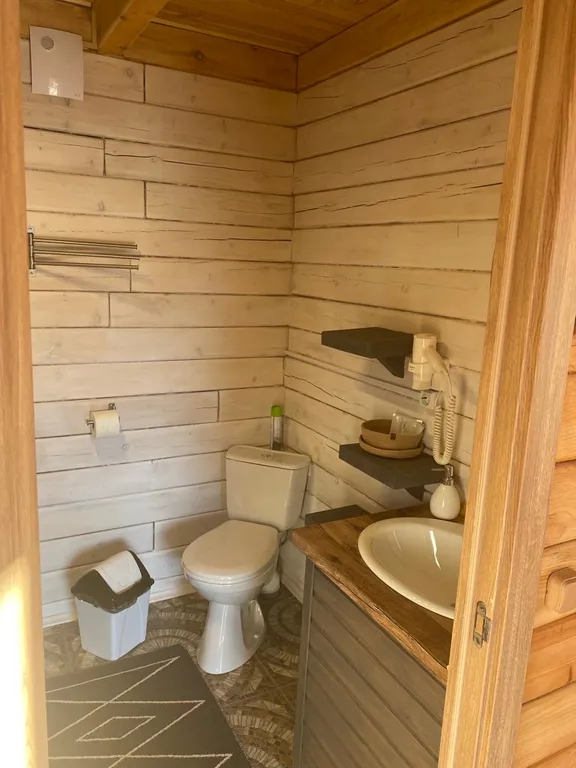 Кедровый коттедж в живописном месте Чемала