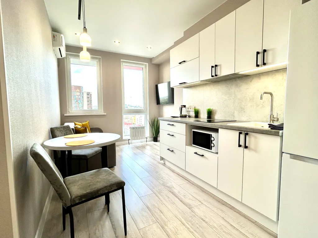 Шикарная квартира в новом доме с видом на город