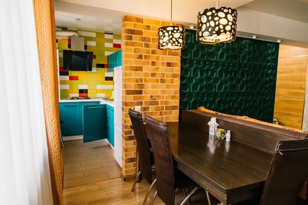 Двухкомнатная квартира с дизайнерским ремонтом