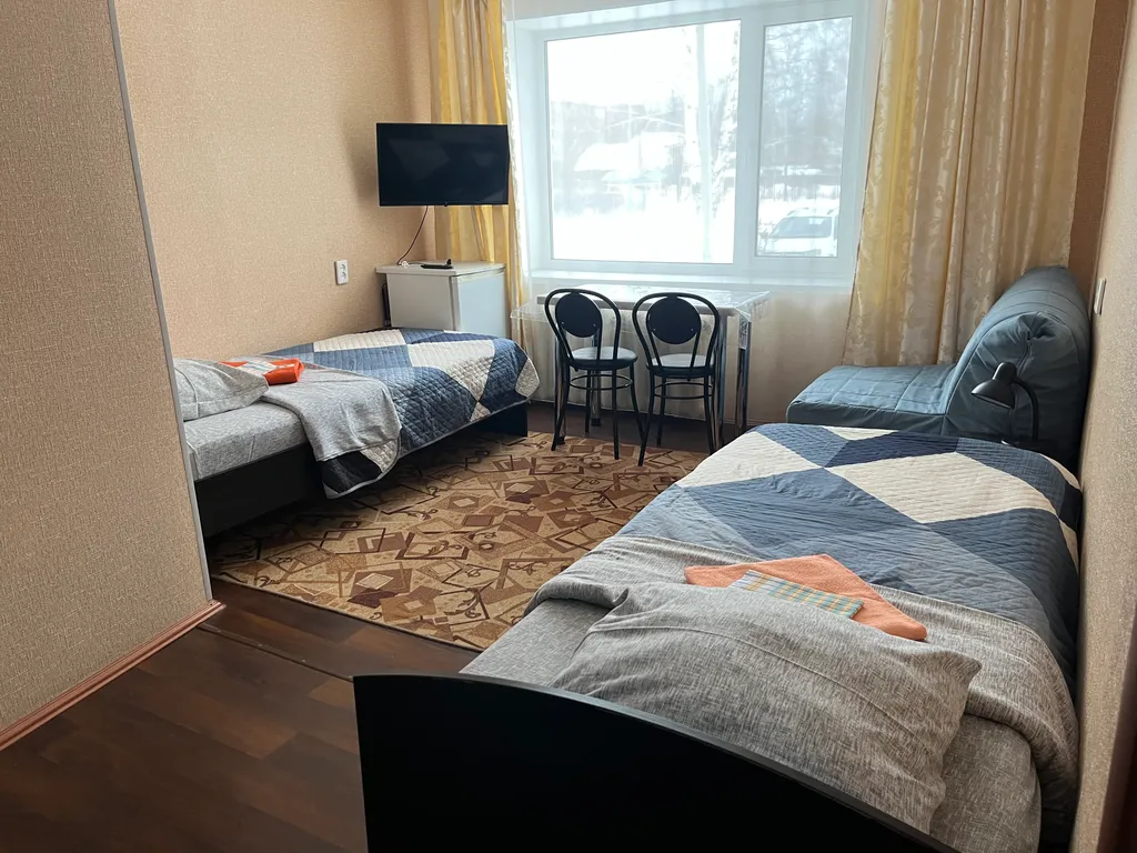 Комната со своим санузлом в апартаментах