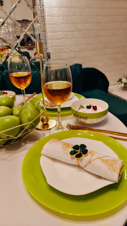 Уютные апартаменте в Университетском Золотой Лев " Изумрудные "