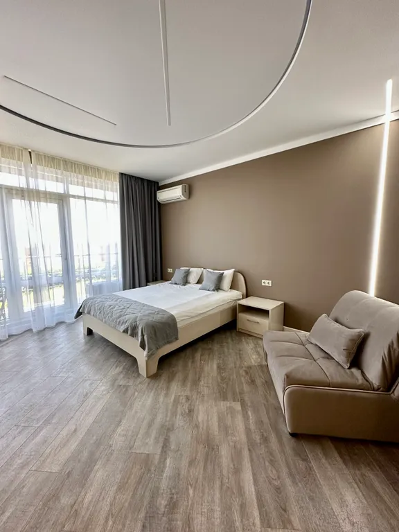 Студия с видом на море