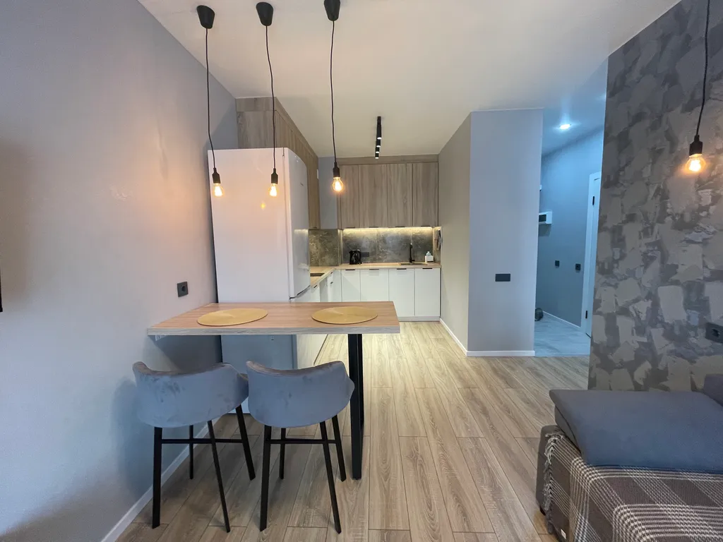 Уютная квартира в современном ЖК — аренда посуточно в Хотицы