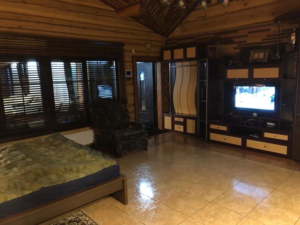 Дом с баней на берегу Волги