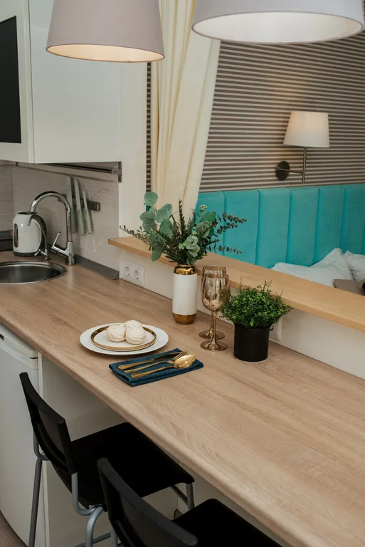 Шикарная квартира видом на пруд около зоопарка