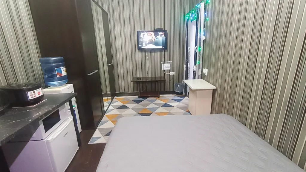 Уютное жилье без кухни в центре с кондиционером