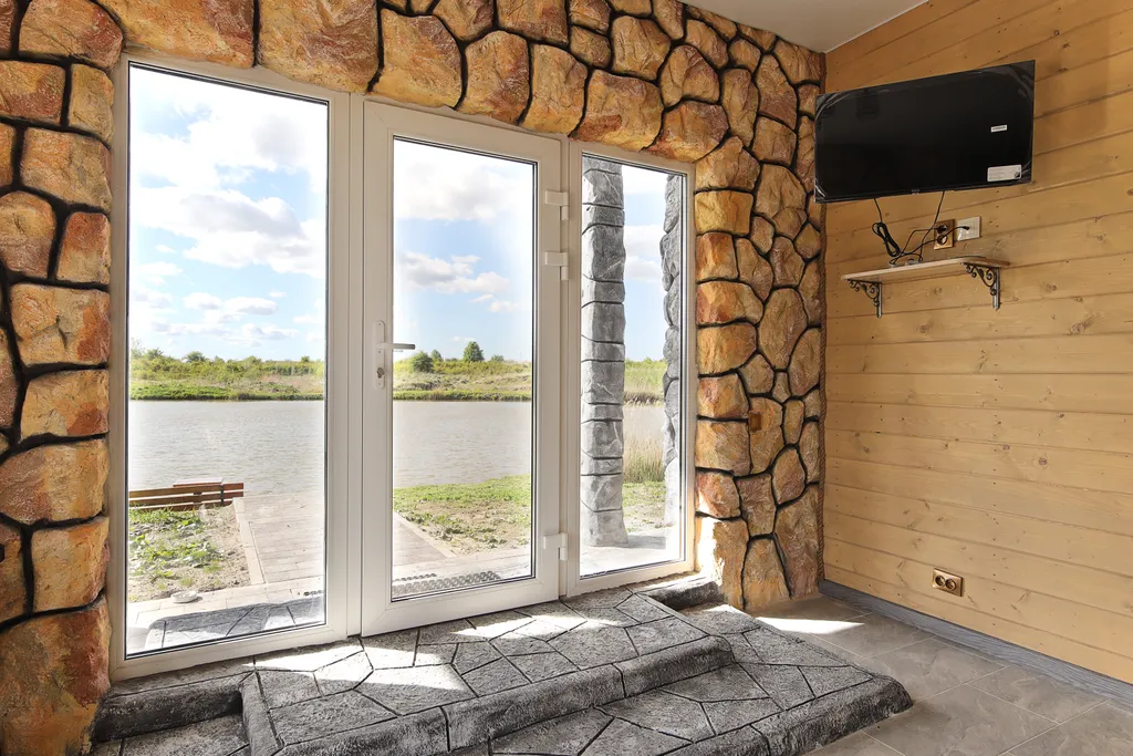 Коттедж Домик номер 1 Нивенские Озера — Калининград