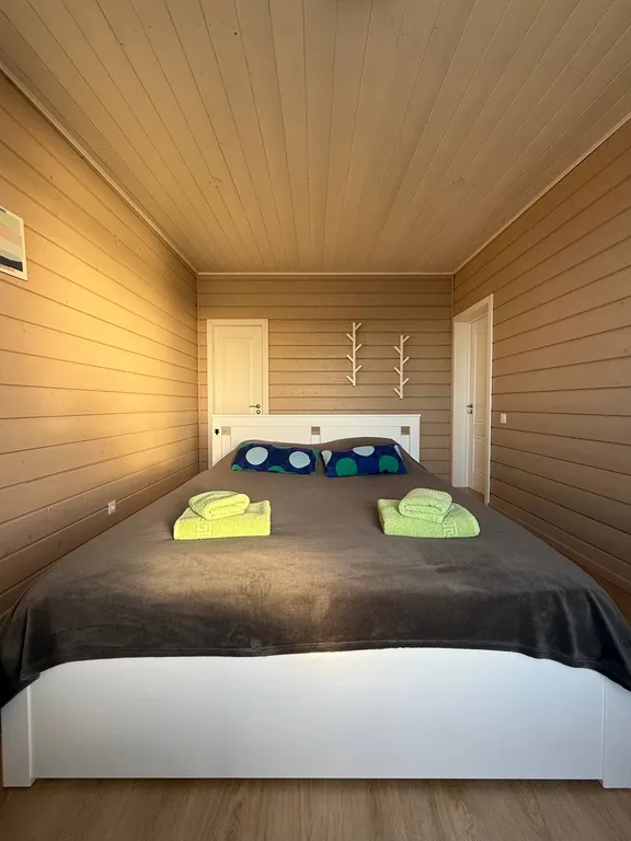 Дом на воде с двумя спальнями