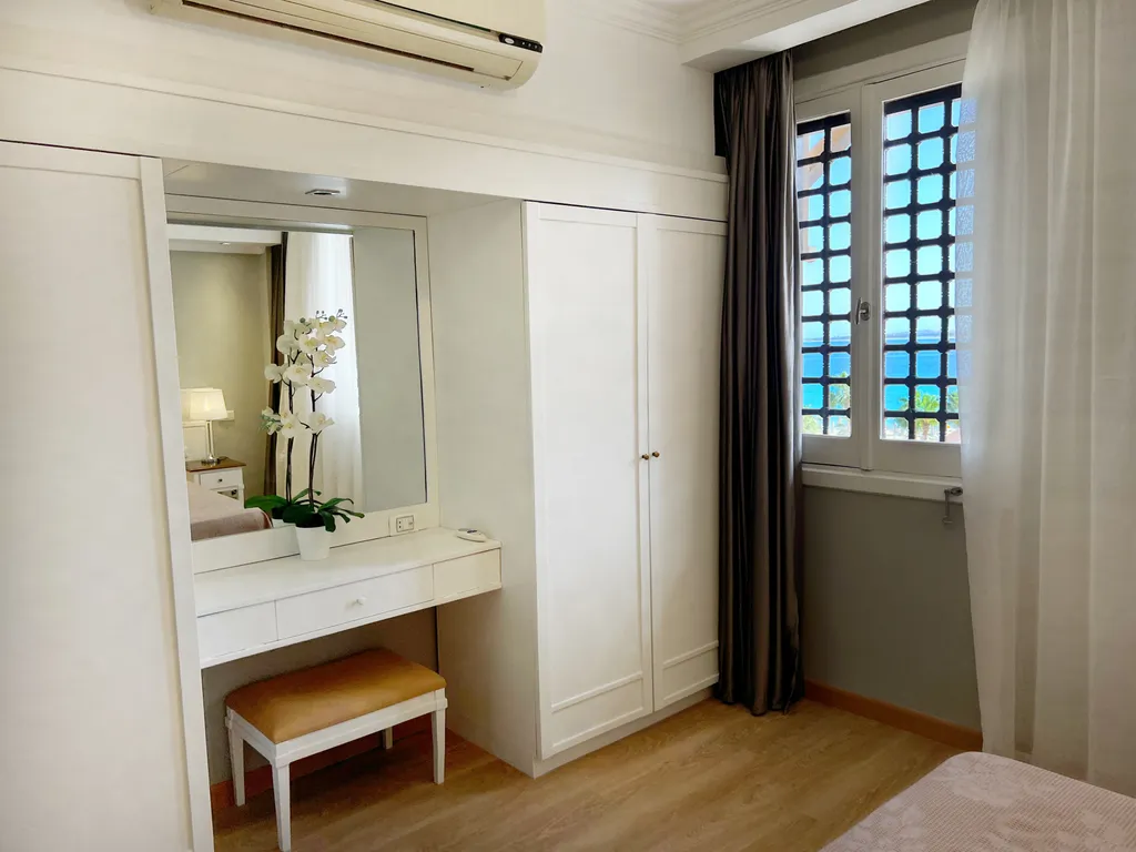 Новая квартира с видом на море в центре