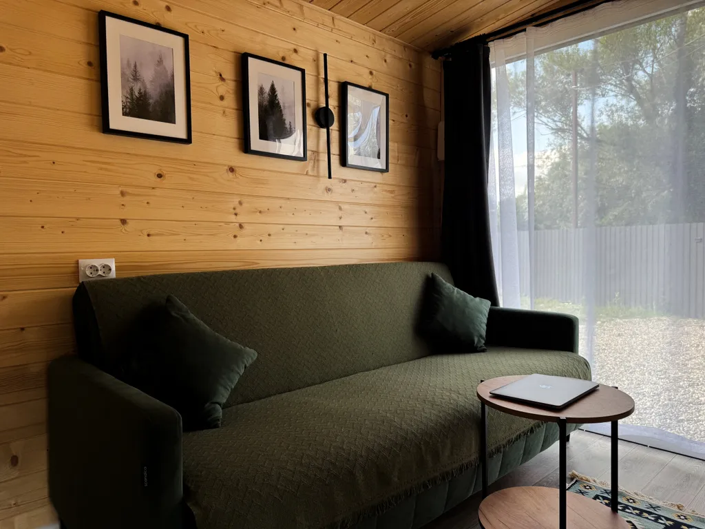 Трёхместный коттедж в тихом месте — аренда посуточно в Джубга