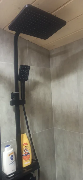 Дом в лесу в стиле барн