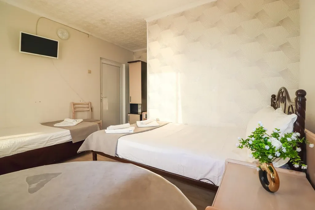 Уютная комната у моря