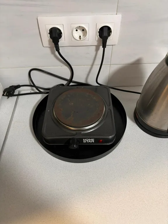 Квартира студия у гипермаркета Глобус