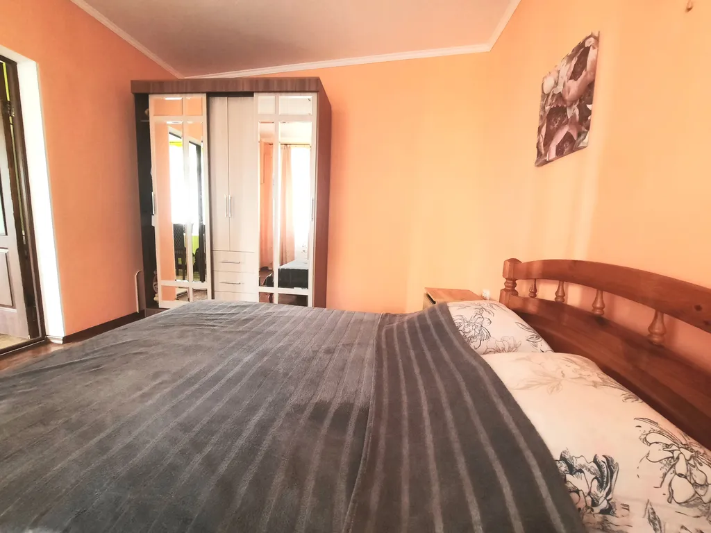 Семейный двухкомнатный номер-полулюкс