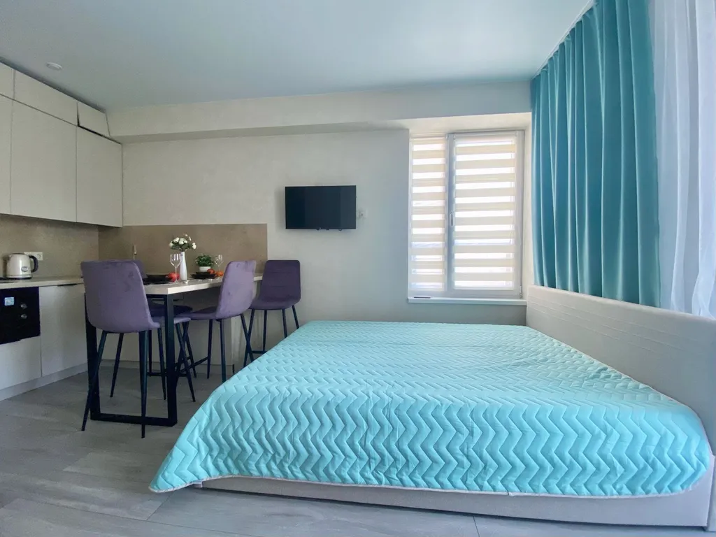 Просторная студия у моря