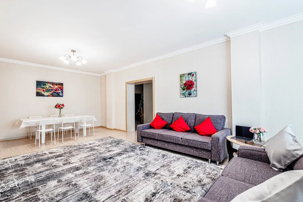 Уютная квартира для гостей столицы в самом центре левобережья