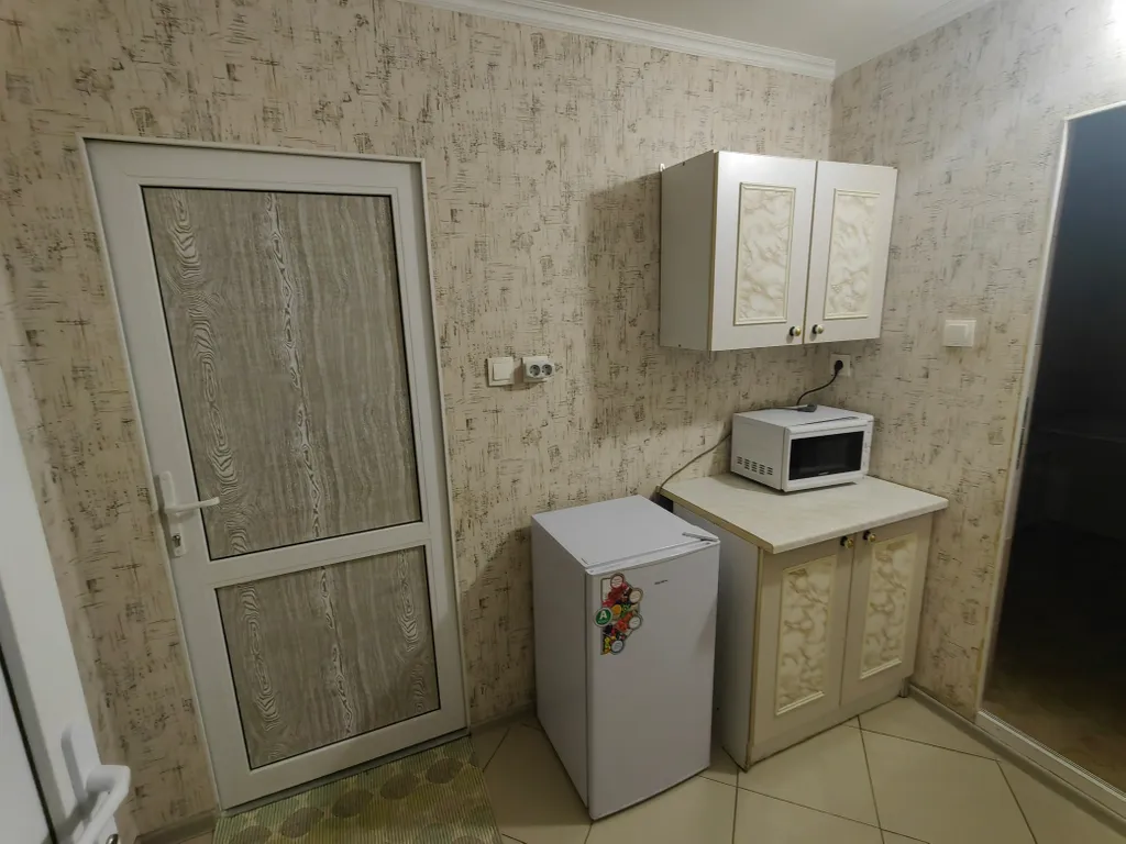 Квартира Комната в частном секторе в центре Адлера с большой ванной — Адлер