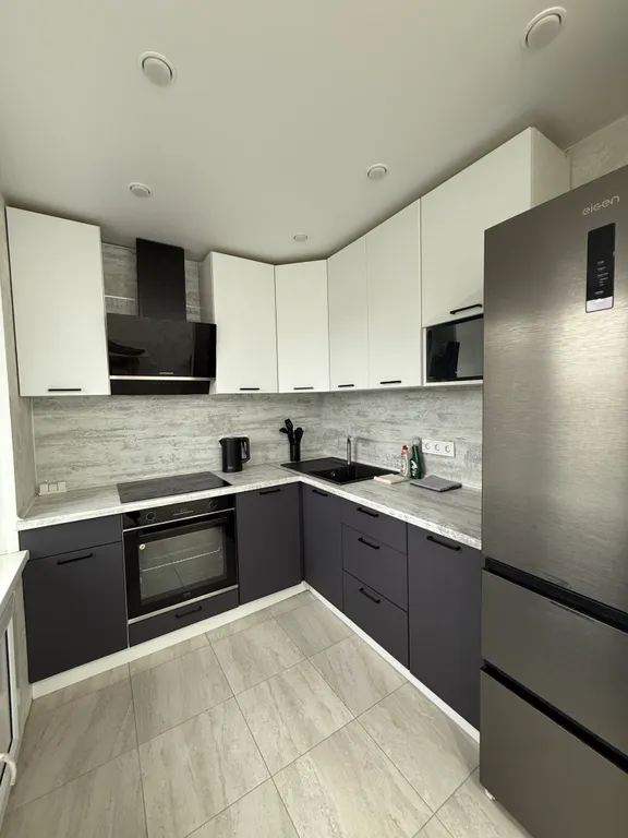 Уютная 3-комнатная квартира в хорошем районе города с видом на Волгу