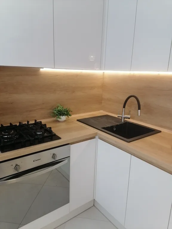 Уютная квартира с дизайнерский ремонтом и новой бытовой технико