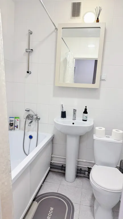 Квартира Апартаменты ЖК Новое Колпино с красивым балконом — Колпино