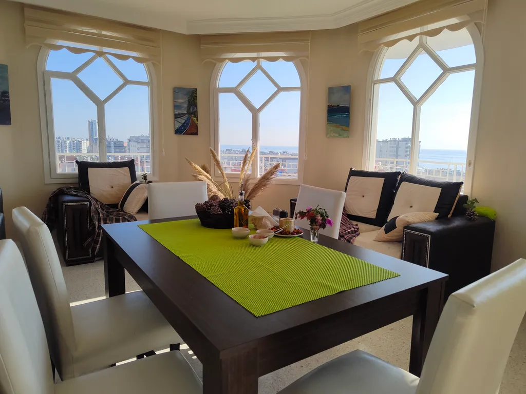 Квартира с видом на море и горы из всех окон