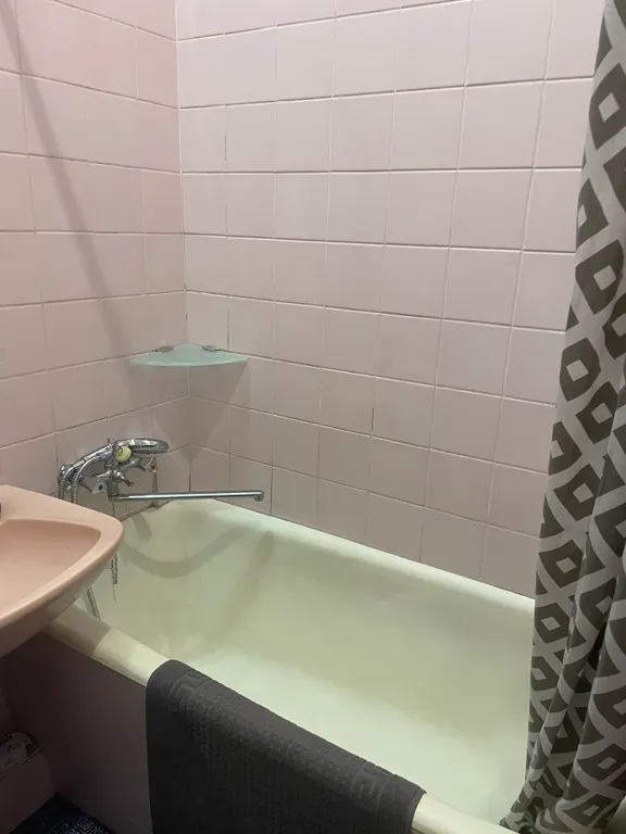 Апартаменты с балконом рядом с парком Ваке