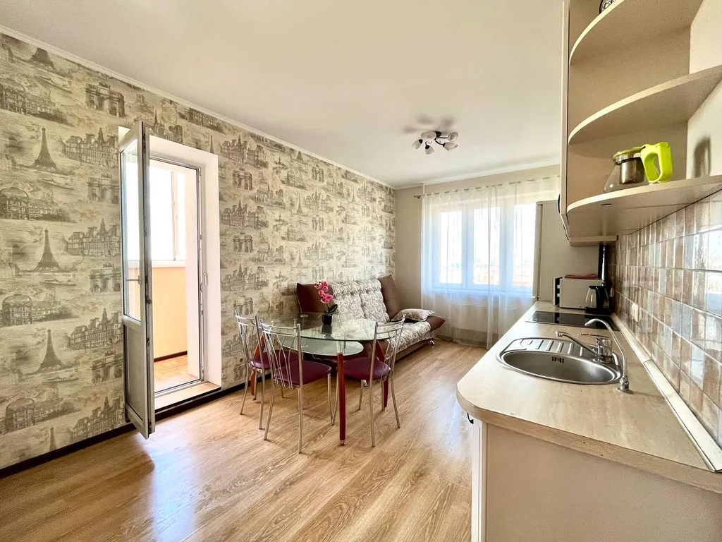 Просторная 1-комнатная квартира для 1-4 гостей у Шереметьево