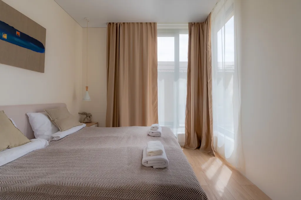 1-е апартаменты с видом на горы и бассейном