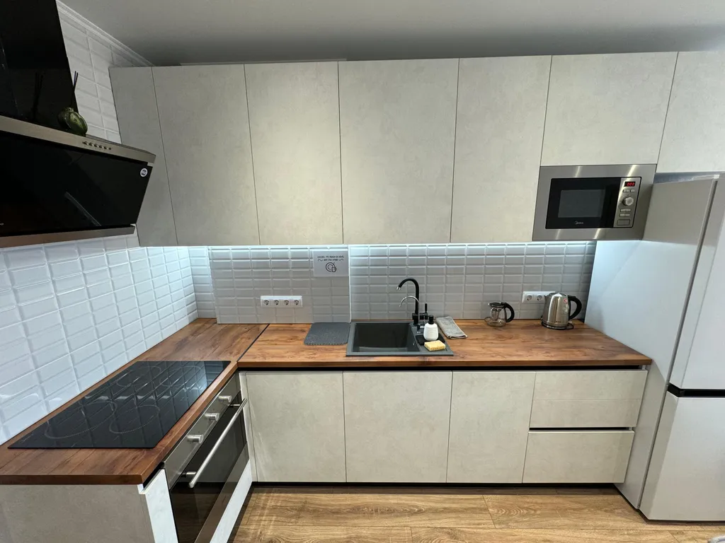 Семейные апартаменты рядом с H2O