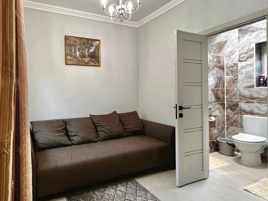 Уютный элитный коттедж на берегу озера рядом с трассой М1