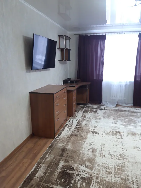 Двухкомнатная квартира в микрорайоне Радужный — аренда посуточно в Пинск