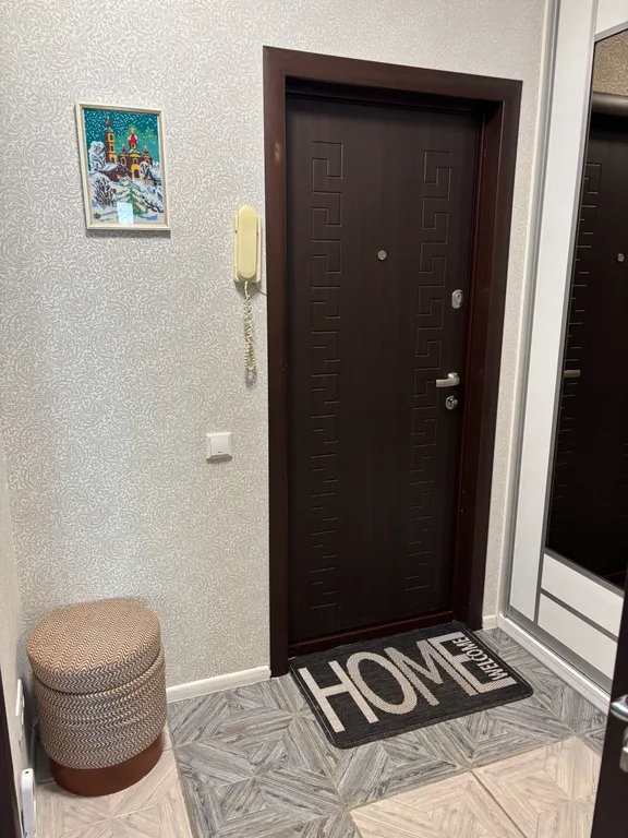 Комната в квартире с хозяином, место, где есть спальное место