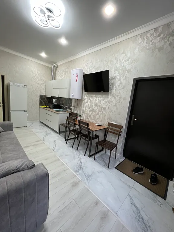 Уютная трёхкомнатная студийная квартира в тихом районе