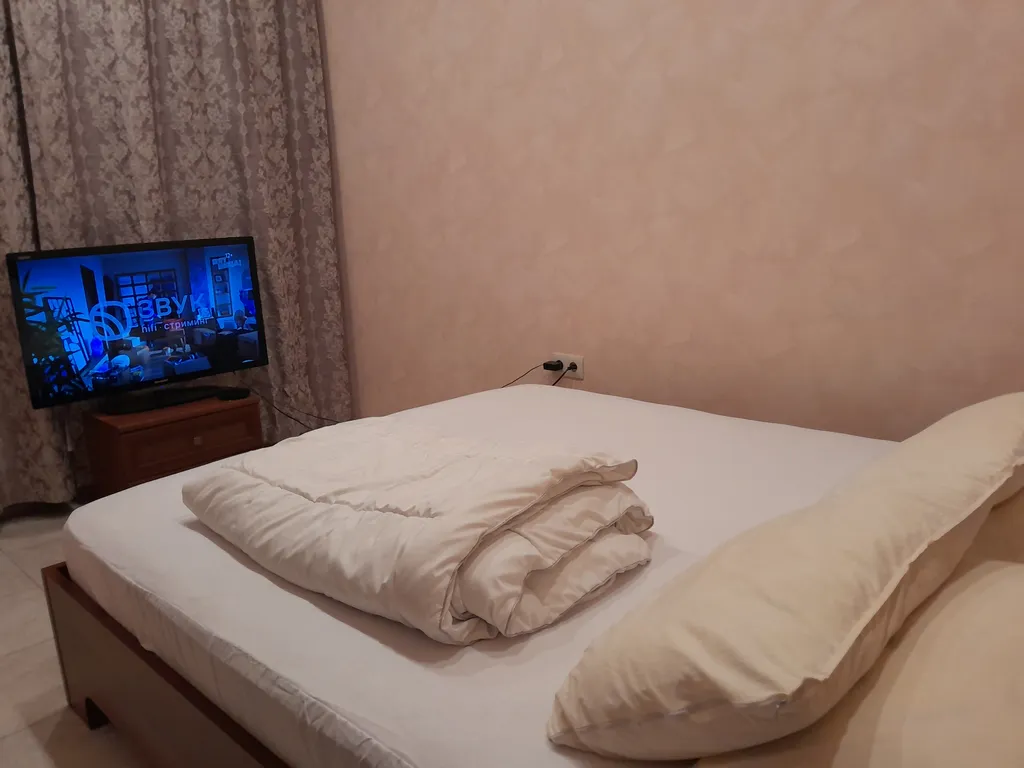 Апартаменты типа евродвушки, недалеко от ЖДВ, улица Воскресенская - Тимме