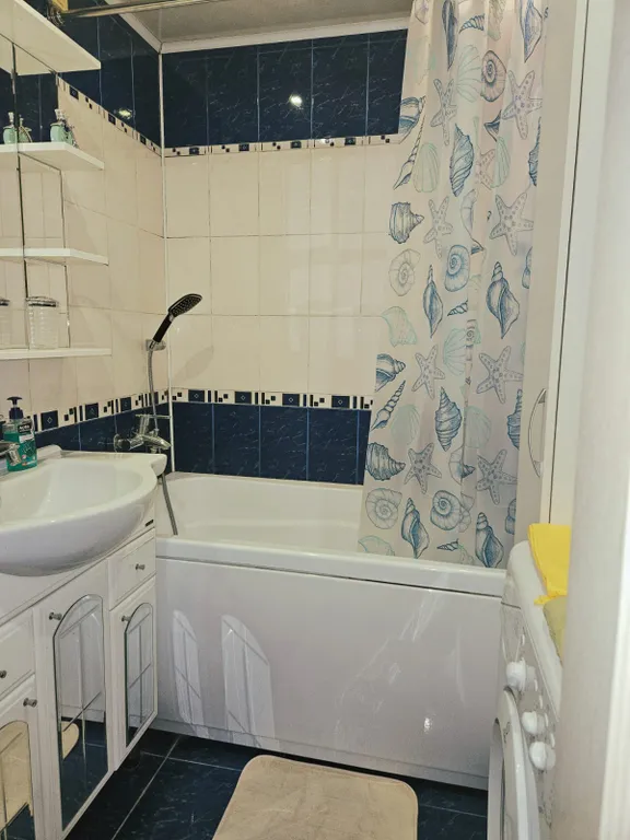 Просторная квартира недалеко от Музея оружия