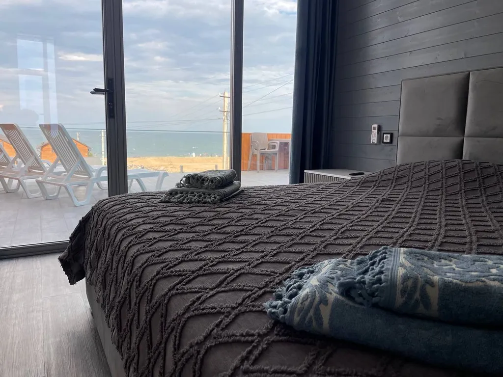 Дома у моря