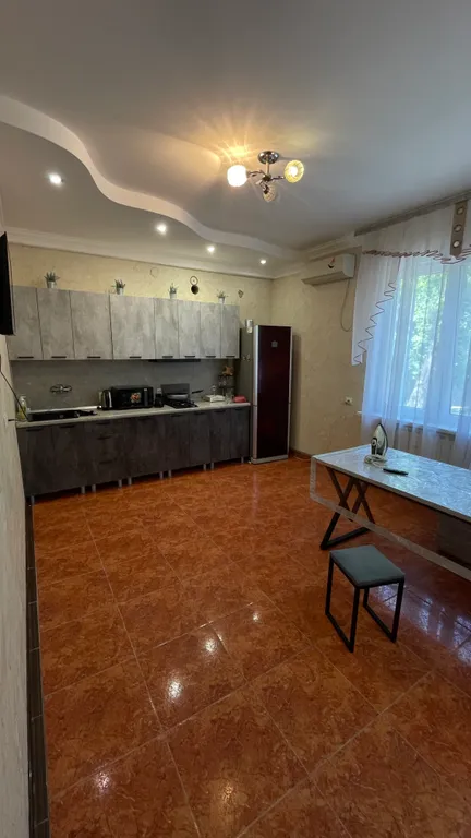 Коттедж Дом в лесу с баней и бассейном — Веселое