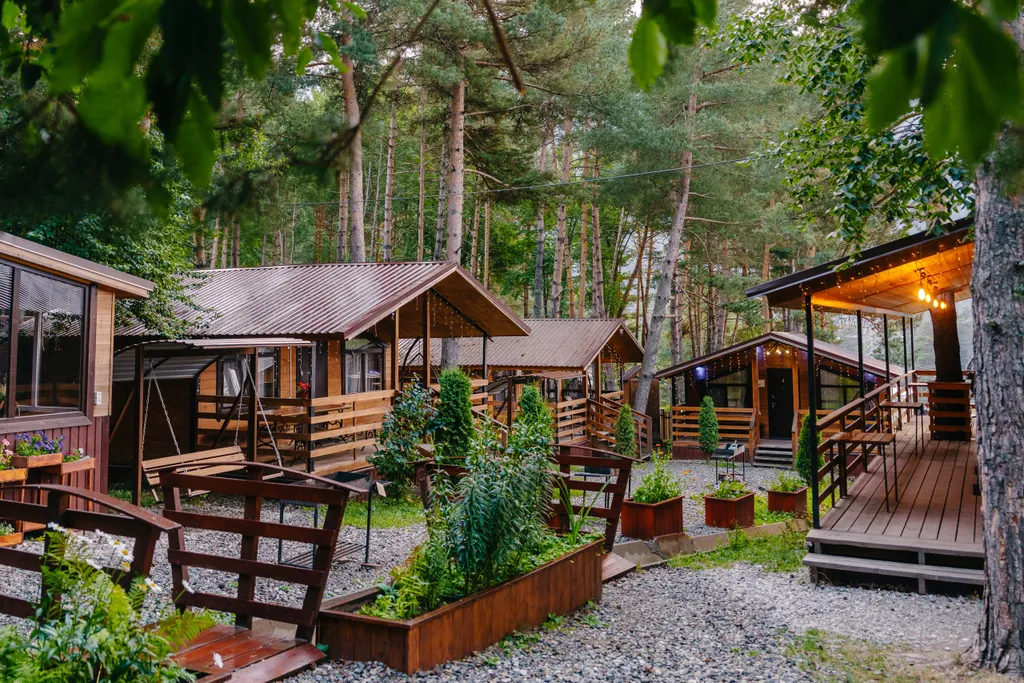 Домик с уютной террасой с красивым видом на горы