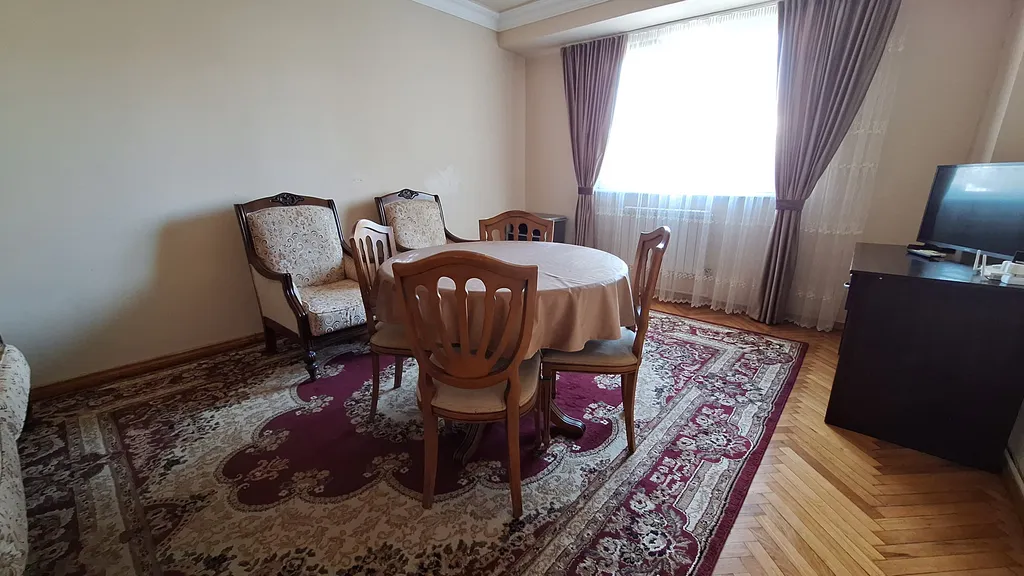 Море через дорогу