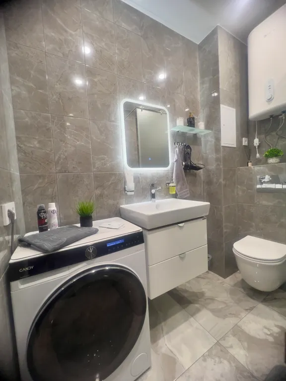 Уютная квартира Аэропорт Толмачево 5 минут(спальня+кухня-гостинная)