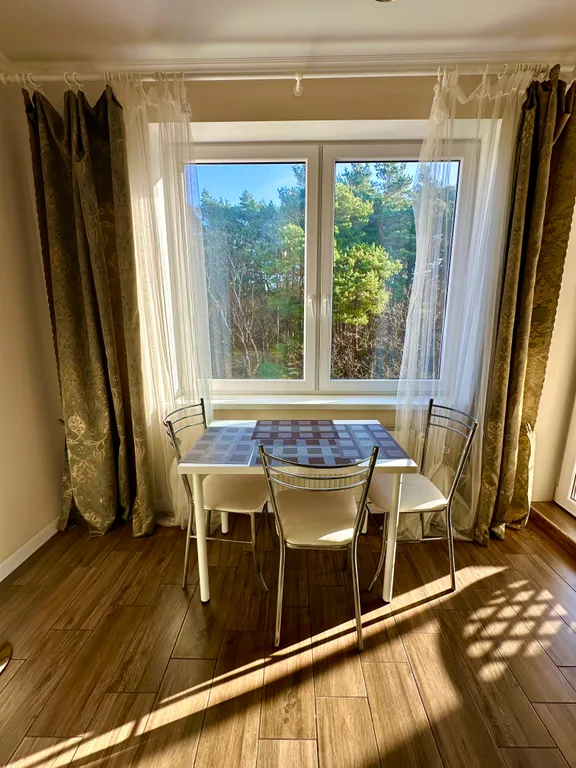 Уютная квартира с видом на сосновый лес