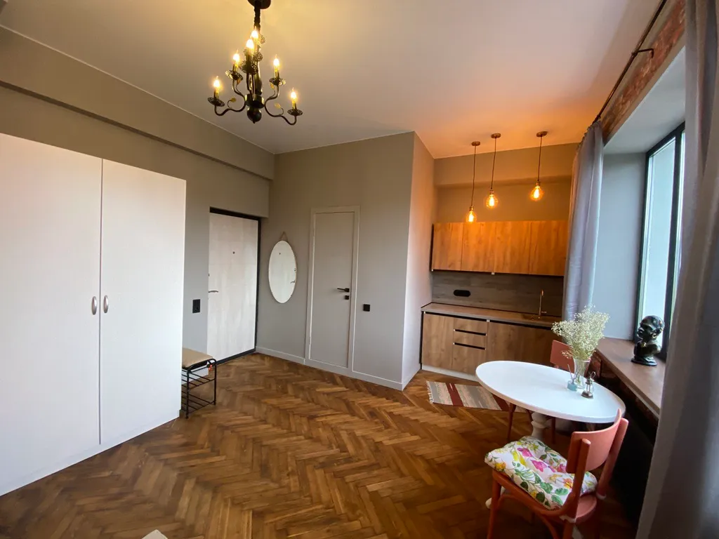 Аутентичная студия в центре