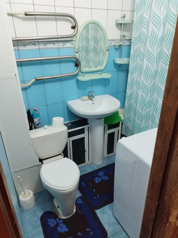 Квартира Большая 3-х комнатная квартира — Рефтинский