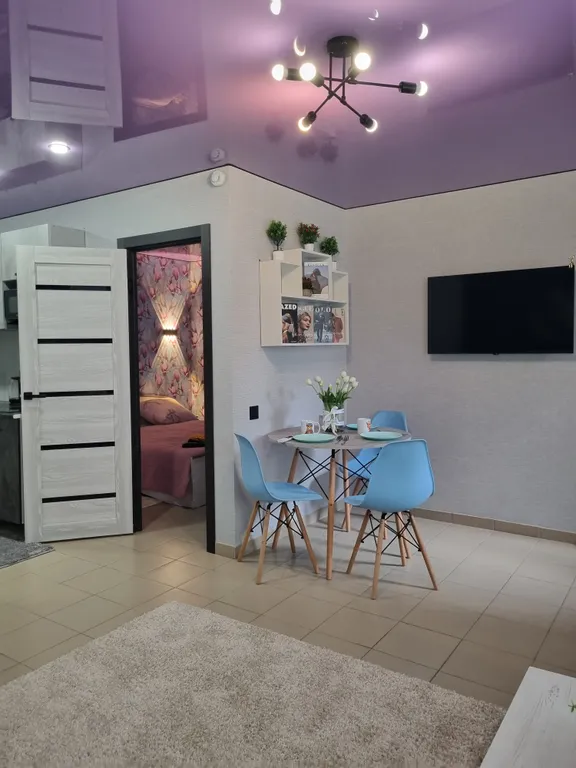 Квартира Шикарные апартаменты в центре Нефтяников, напротив Политеха — Омск