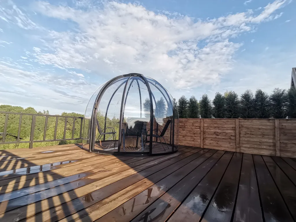 Дом с большой террасой