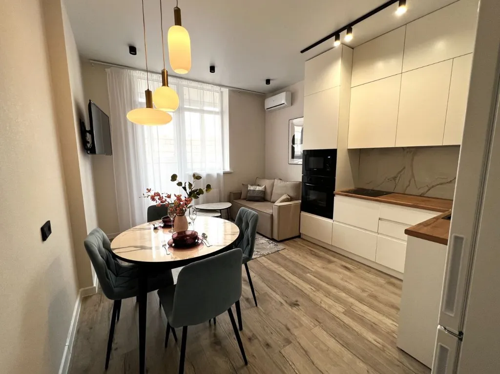 Квартира Большая квартира с красивым ремонтом для большой семьи — Краснодар