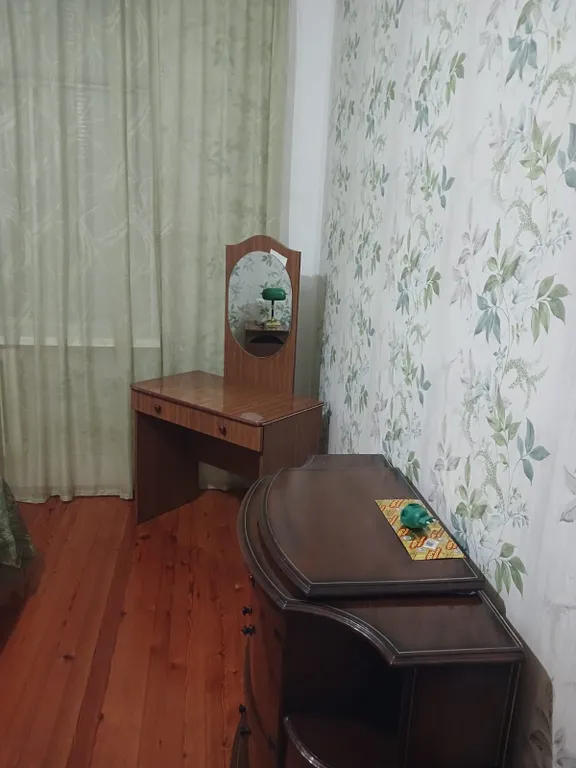 Коттедж Пол дома рядом с морем — Махачкала