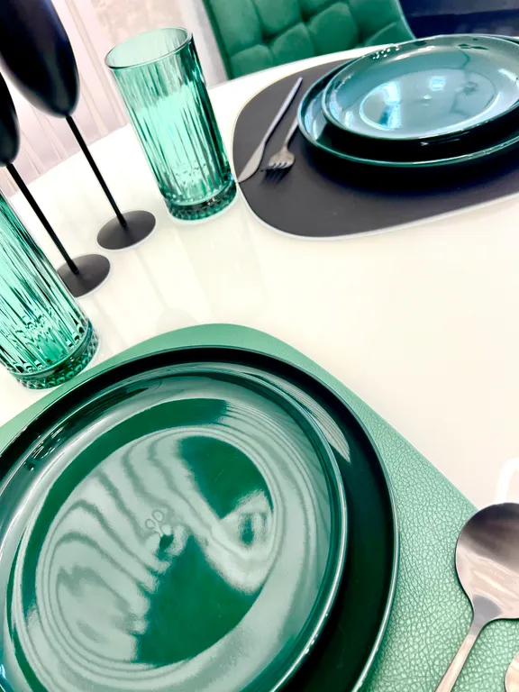 Панорамные апартаменты c невеpoятным видoм нa вoду и город