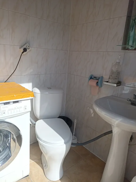 Отдельный четырёхместный домик